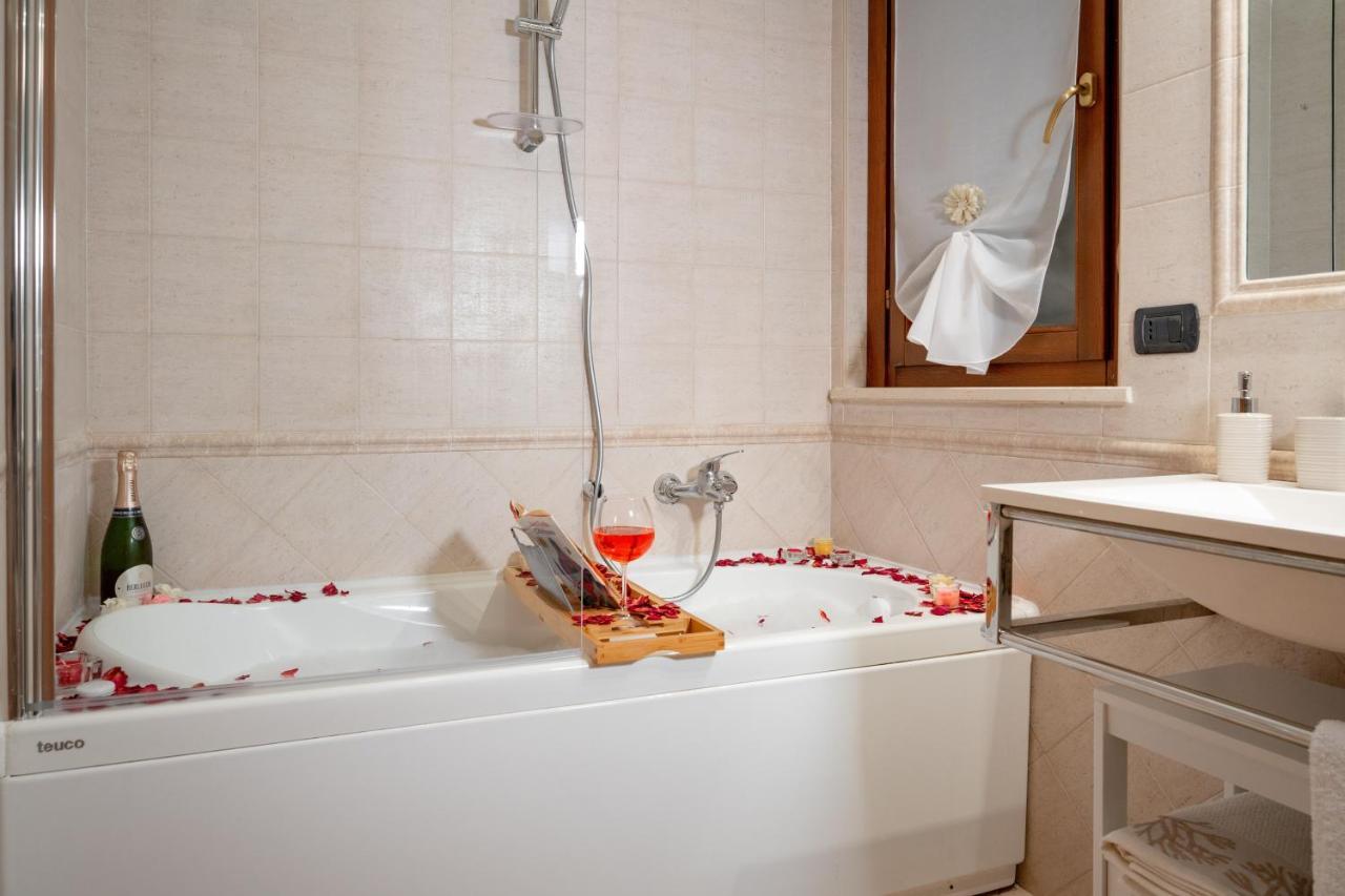 Suite Leonardo Relax Fiumicino Buitenkant foto